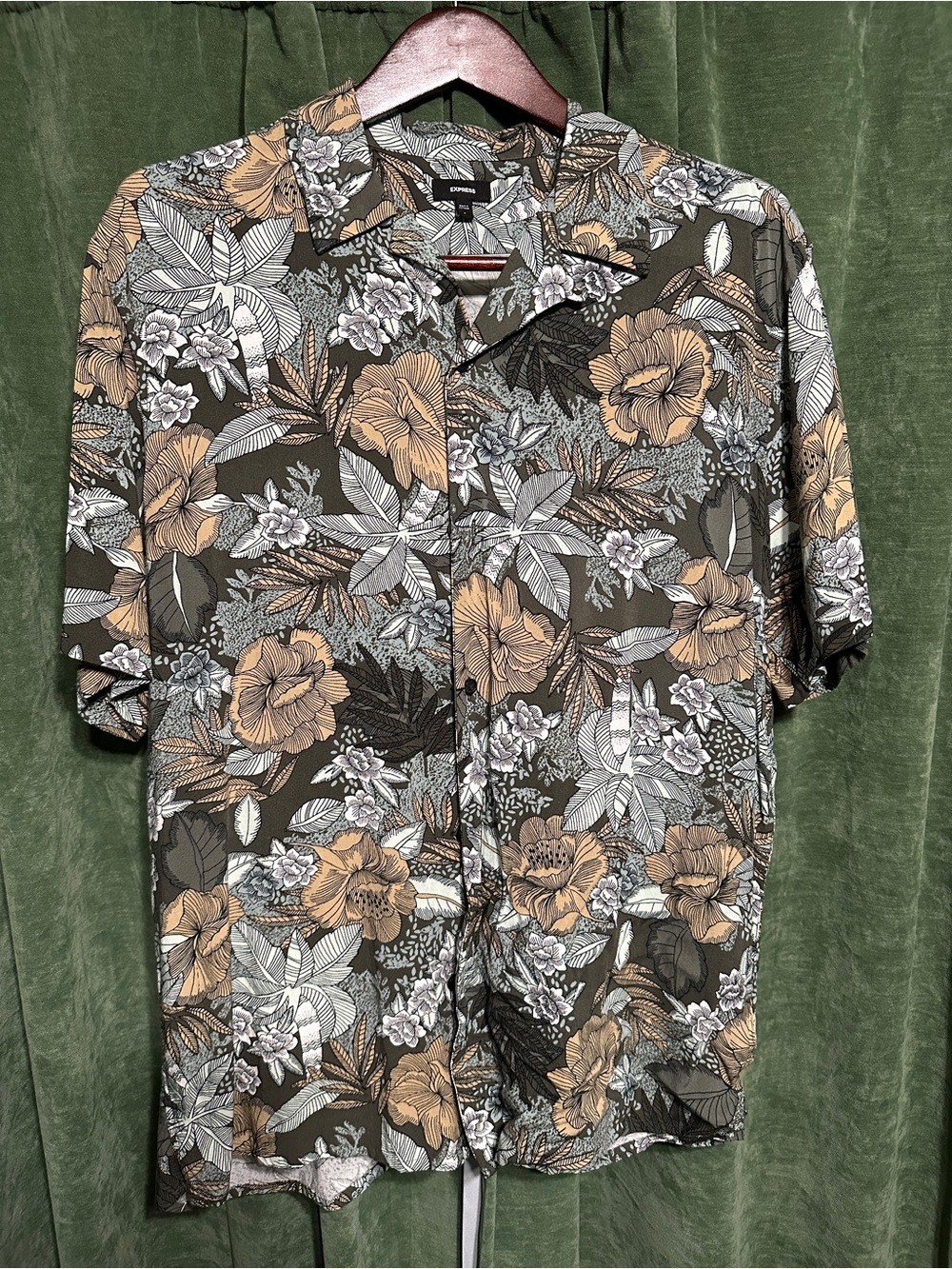 Express Men’s Short Sleeve Floral Camp Shirt - Olive/Tan - Large